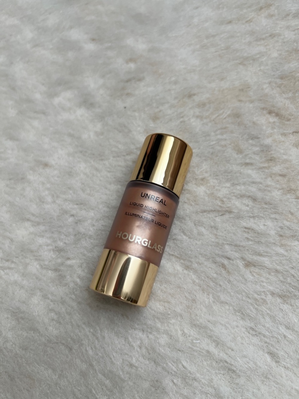 Hourglass Liquid Highlighter in Mythic